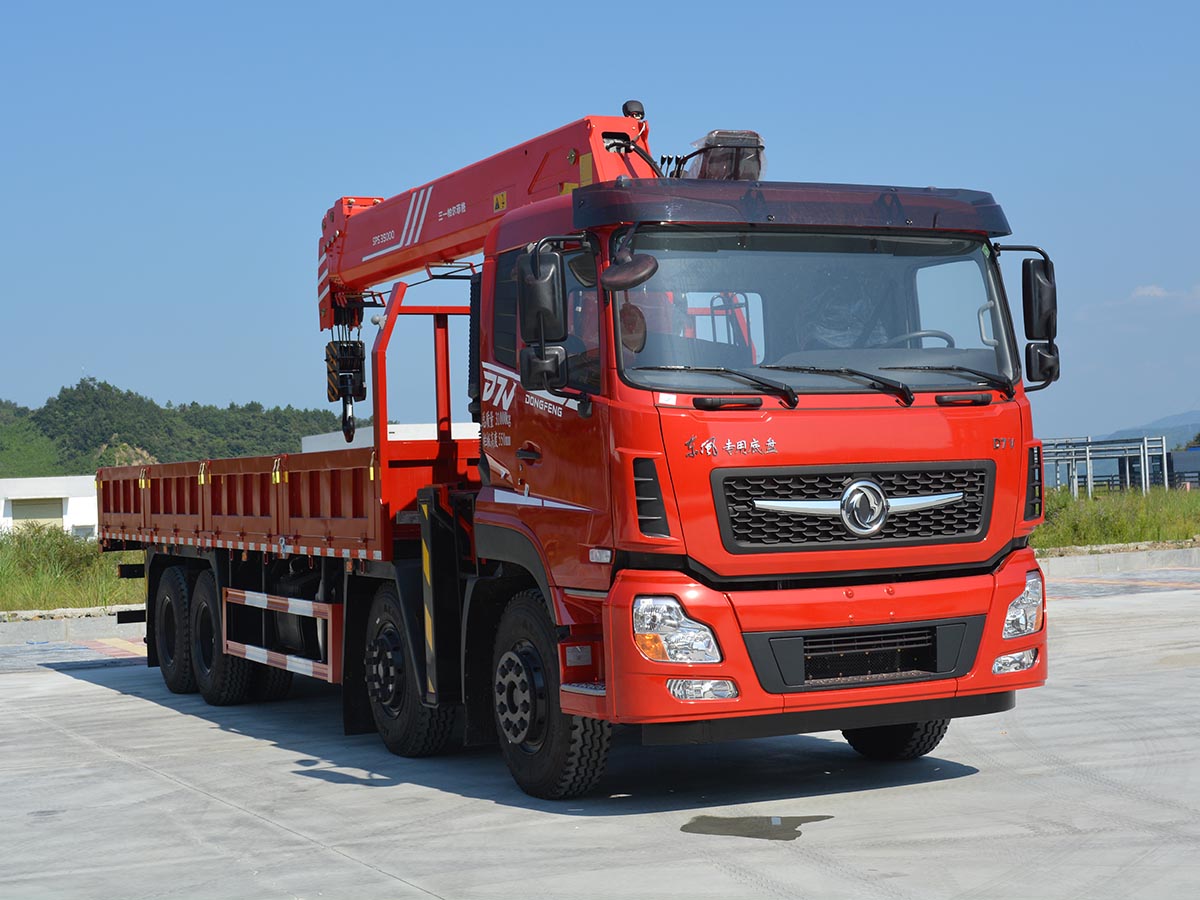 HHH5310JSQZD6型随车起重运输车