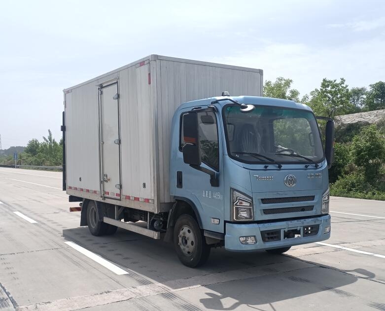 STQ5048XXYN6BEV型纯电动厢式运输车