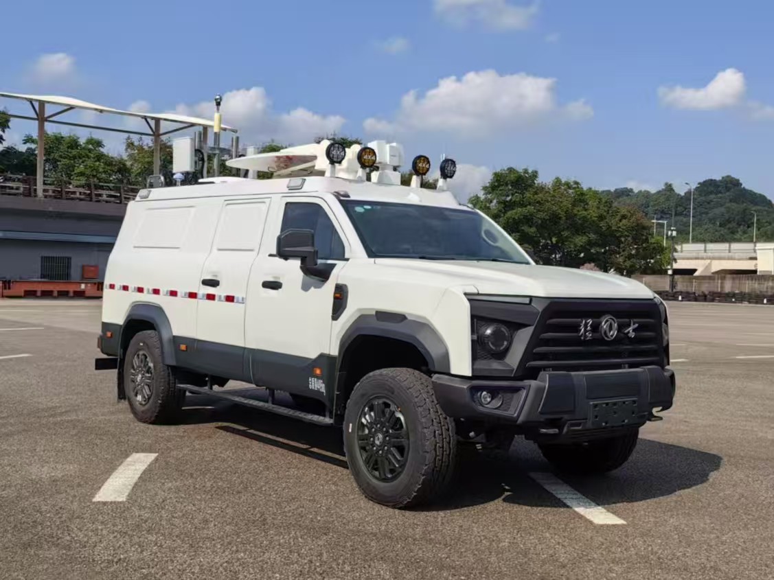 CPC5040XTXFYY6J型通信车