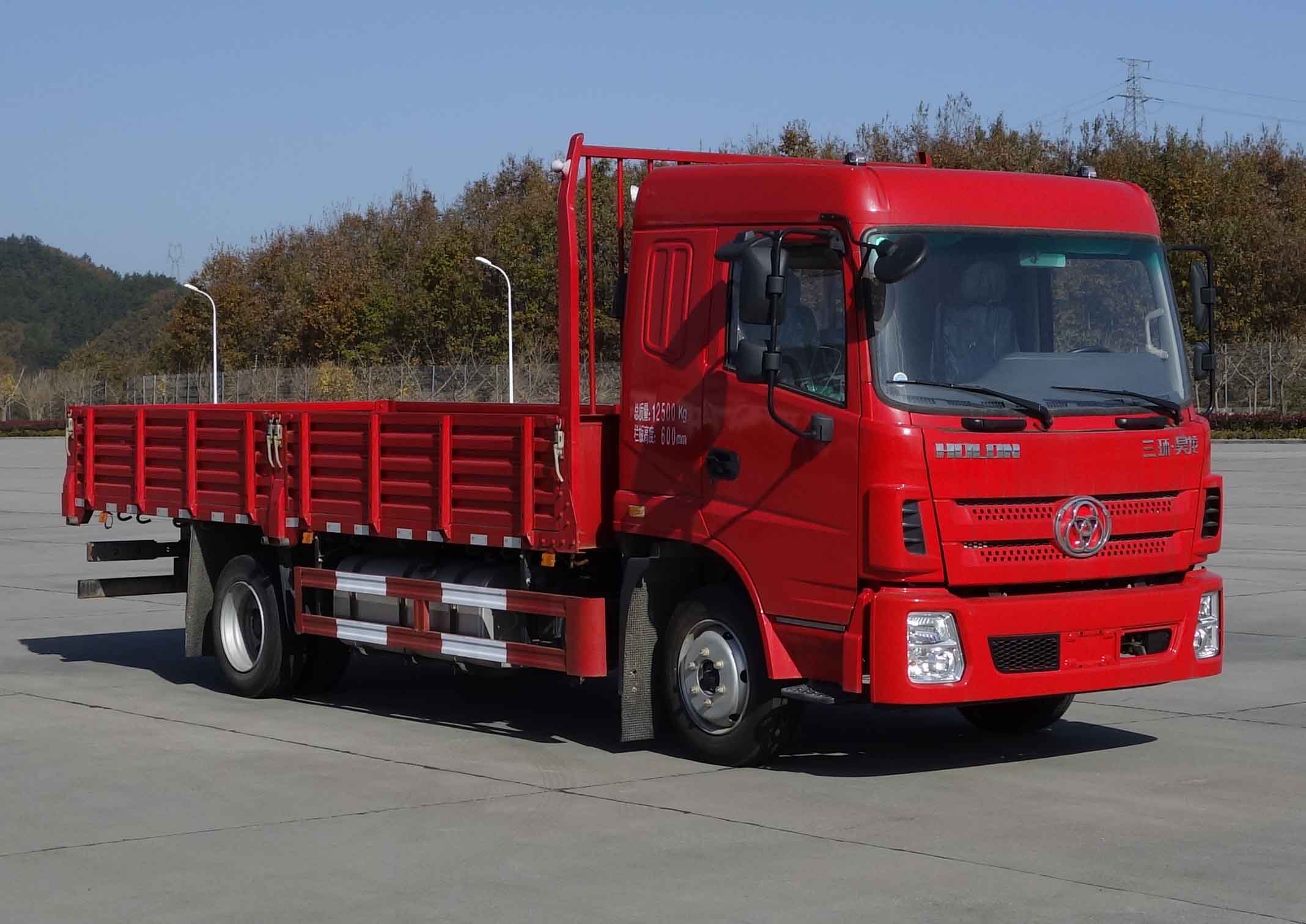 STQ1125L08Y2N6型载货汽车