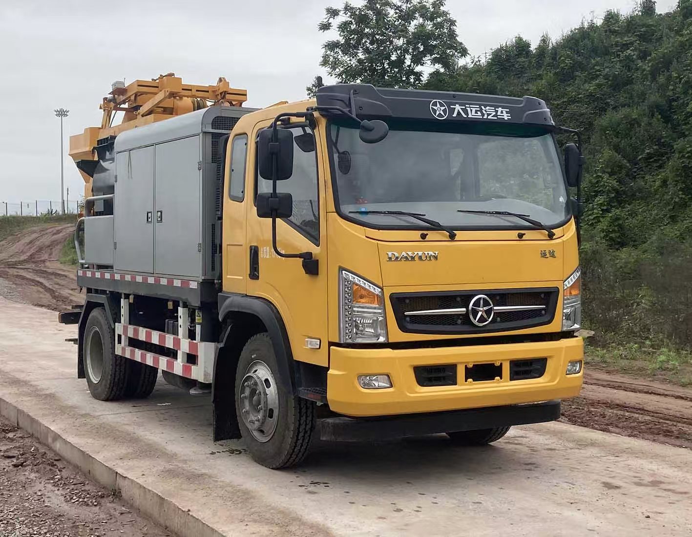 DYZ5131THBD6AC型车载式混凝土泵车