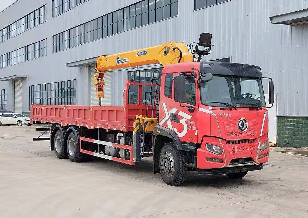 YG5253JSQDFVC1型随车起重运输车