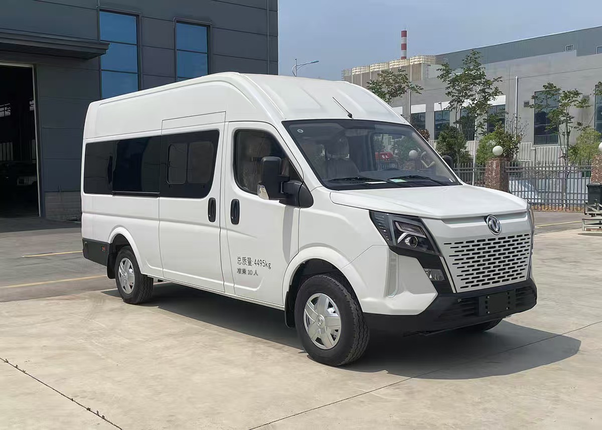 CPC5040XYUDFAEV型纯电动押运车