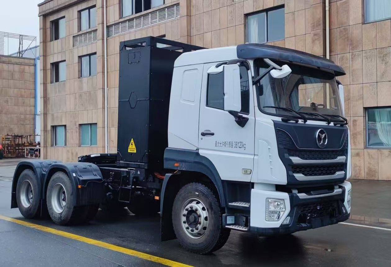 EQ4251GTBEV型换电式纯电动半挂牵引车