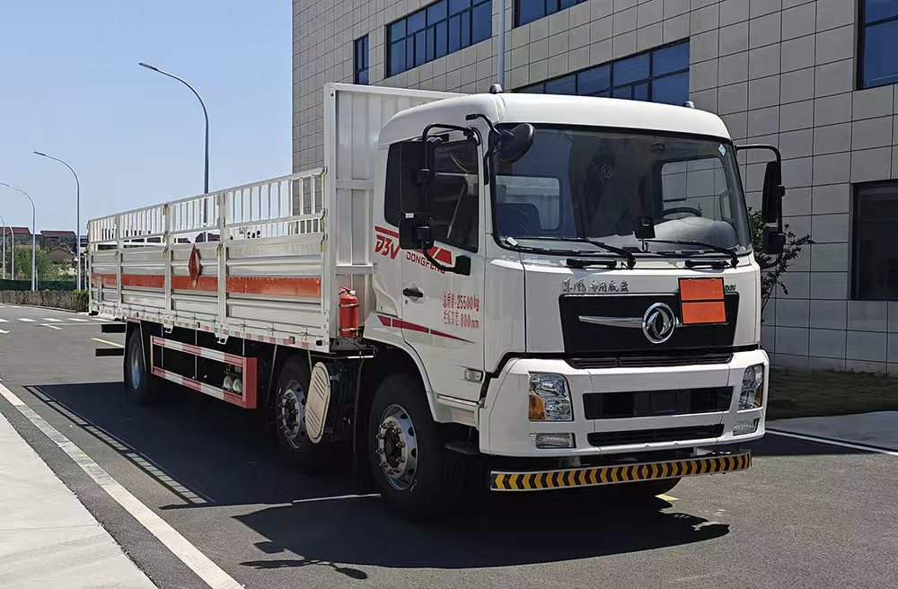 DFC5263TQPDFV6型气瓶运输车