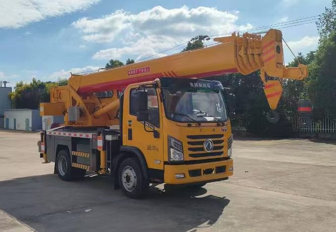 EYX5120JQZ型汽车起重机