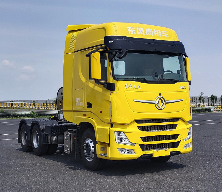 DFH4250C24型半挂牵引车