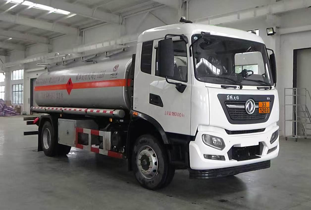 YZZ5180GYYD6型运油车