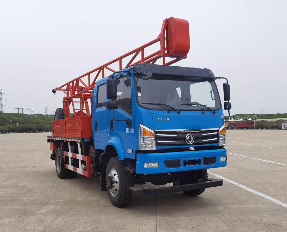 YG5102TZJDPP100-5G型钻机车