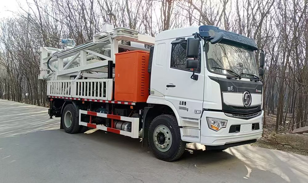 .EBX5189TZJ型钻机车