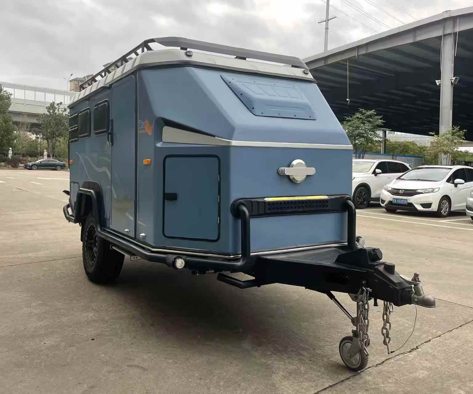 YXG9022XLJ型中置轴旅居挂车