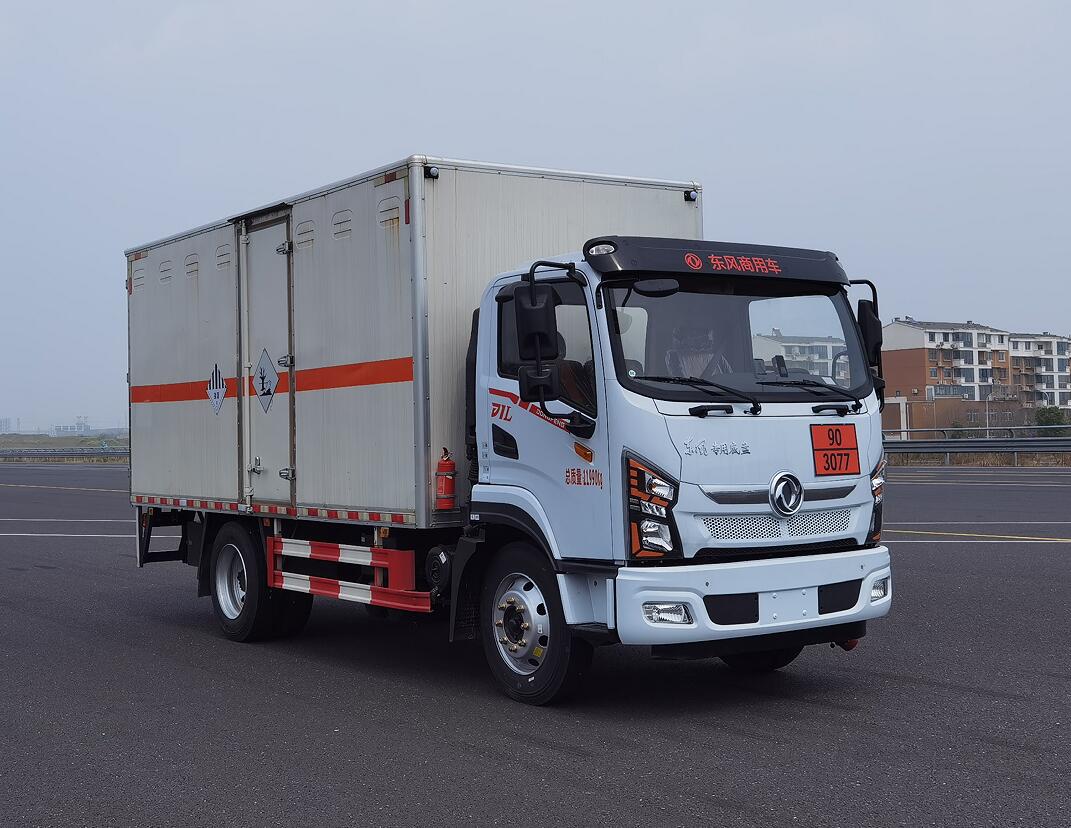 DFV5121XZW6D型杂项危险物品厢式运输车