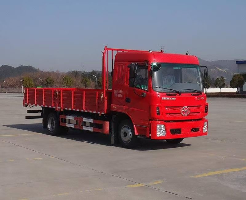 STQ1121L07Y2N6型载货汽车