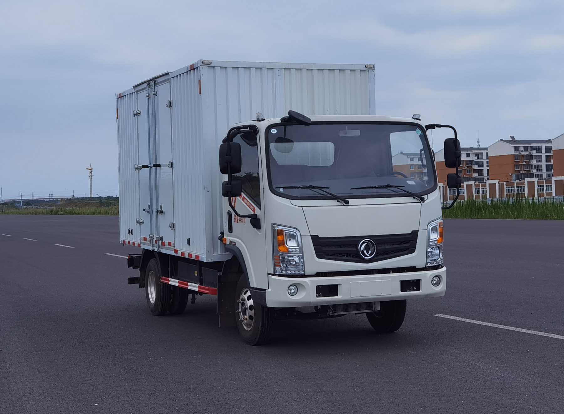 EQ5041XXYBEVG型纯电动厢式运输车