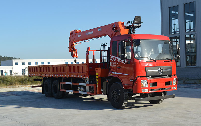 HHH5250JSQZD6型随车起重运输车