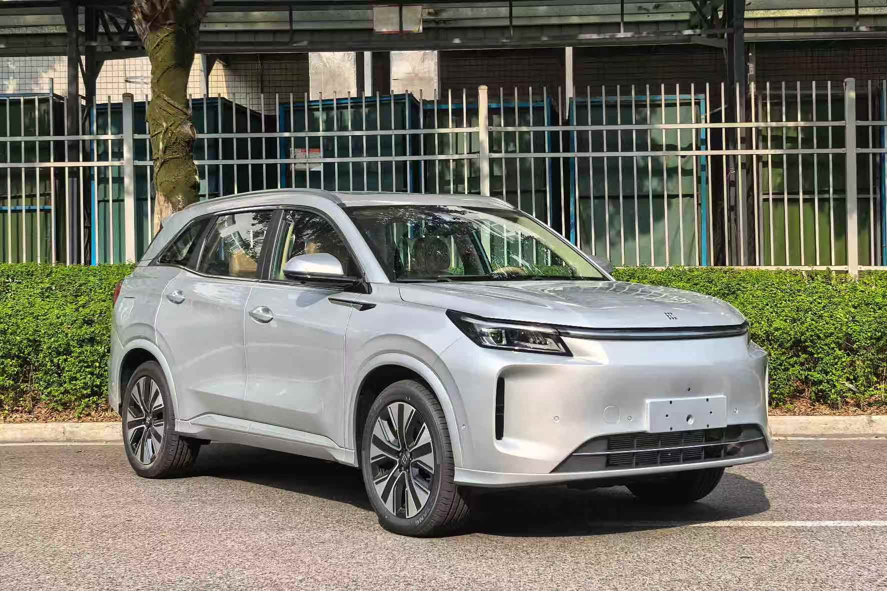 DXK6481AS9PHEVH型插电式混合动力多用途乘用车