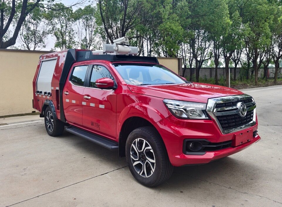 EZY5038XDYU2X6A型电源车