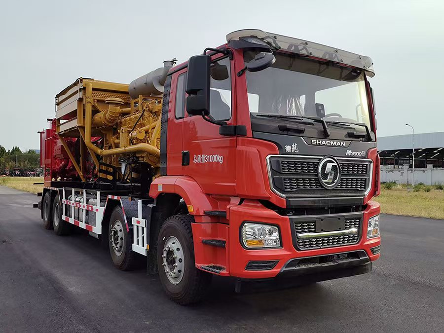 YSX5310TYL200R型压裂车
