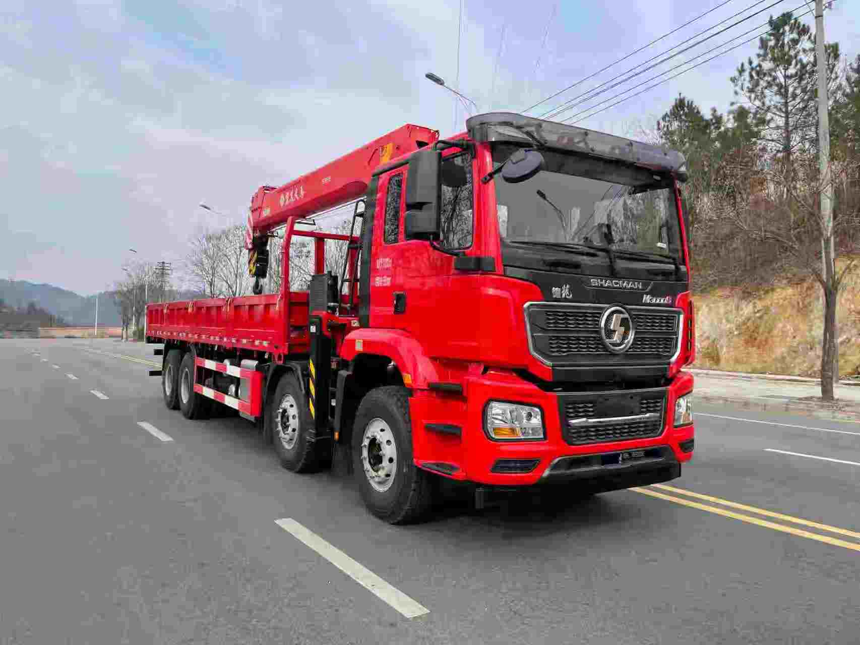 HPJ5318JSQSX型随车起重运输车