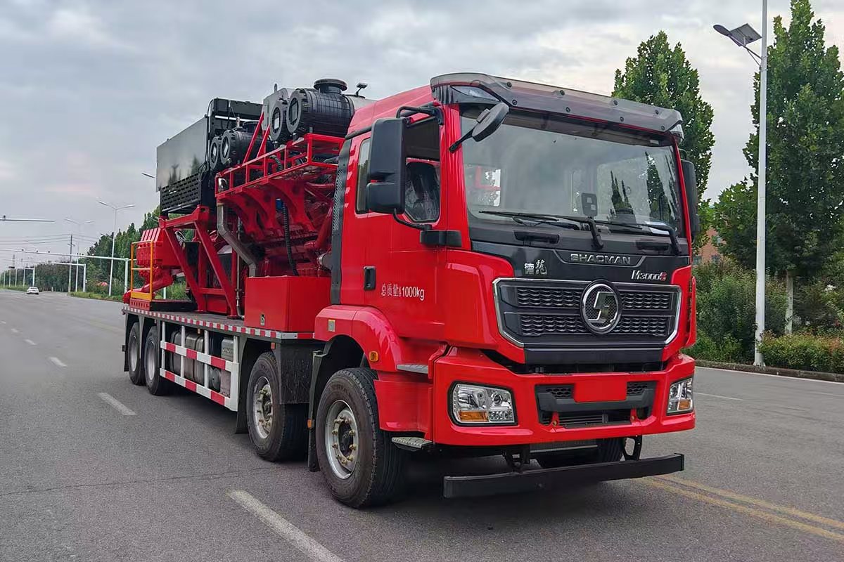 YZZ5410TYL6Z1型压裂车