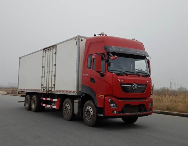 DFH5310XXYD型厢式运输车