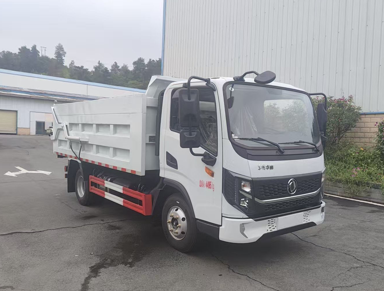 WHR5040ZXLDF1型厢式垃圾车