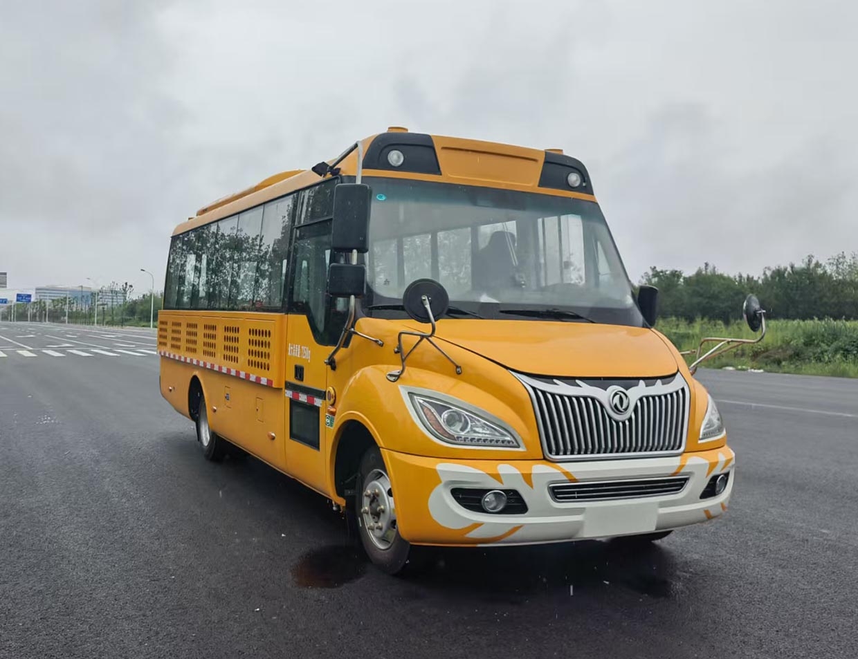 WHR5075TSYTQ1型宿营车