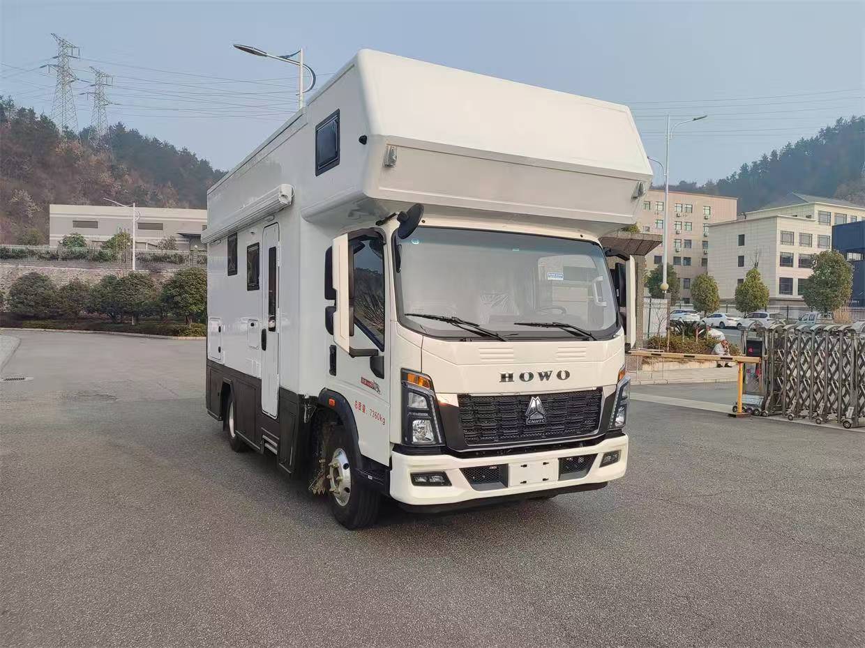 JLE5070XLJZ6型旅居车