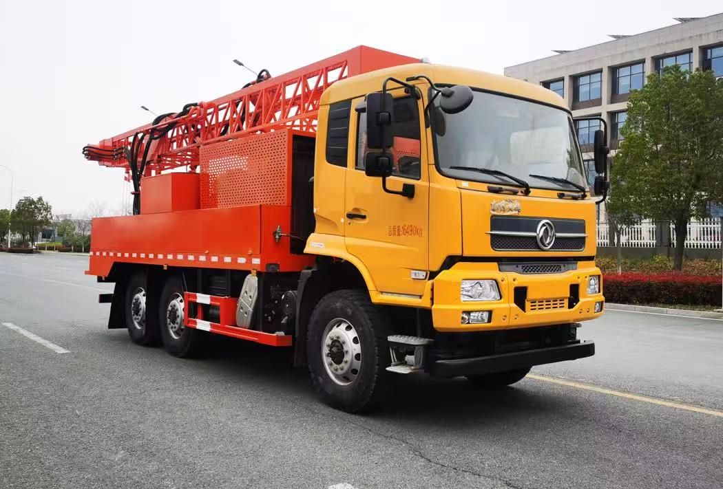 ZZZ5163TZJD1型钻机车