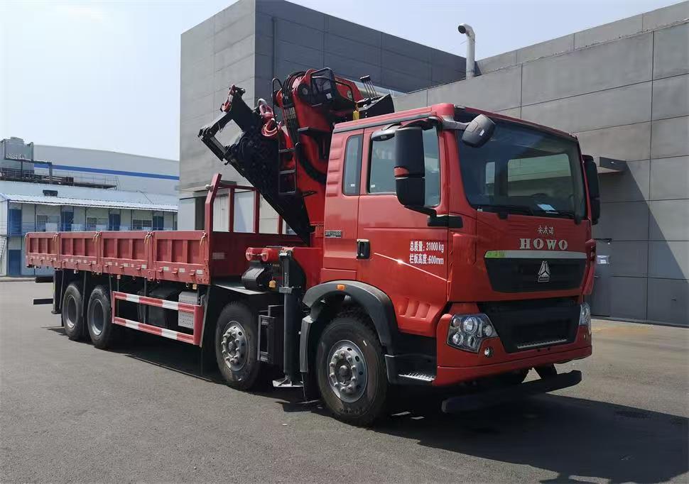 PFT5318JSQD6A型随车起重运输车