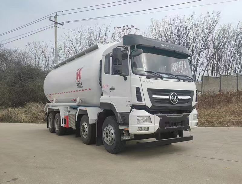 EBX5316GFL型低密度粉粒物料运输车