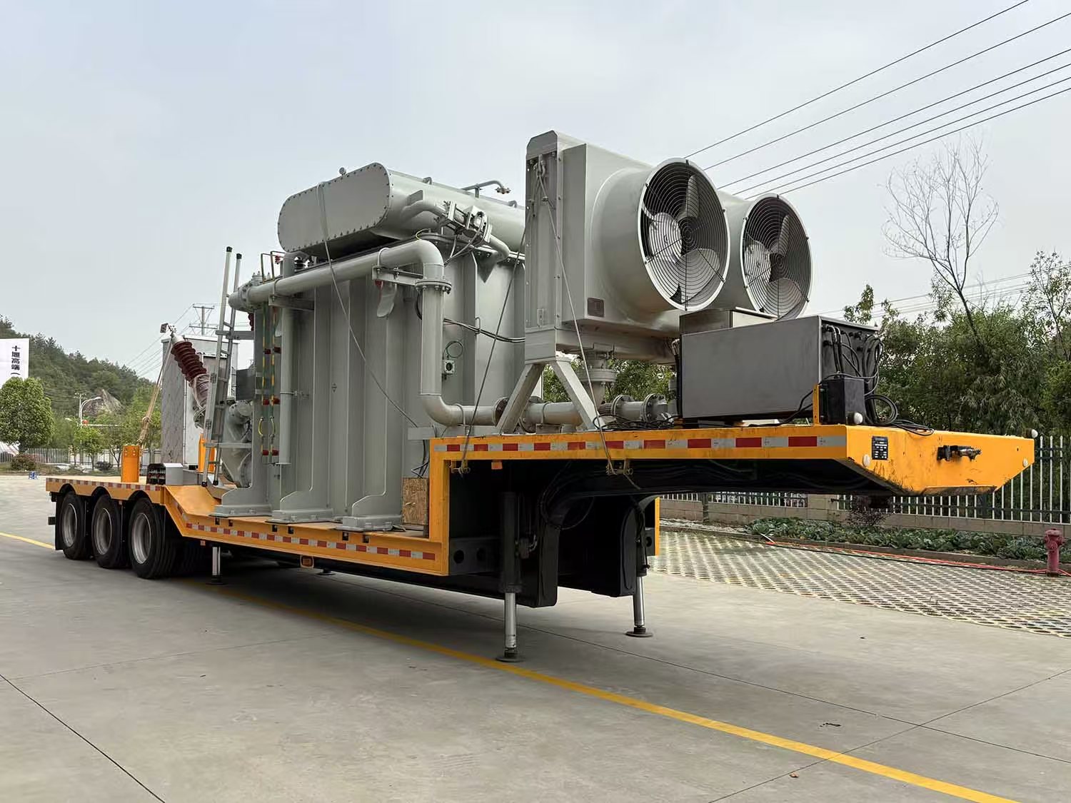 EJH9400TBD型变电站半挂车