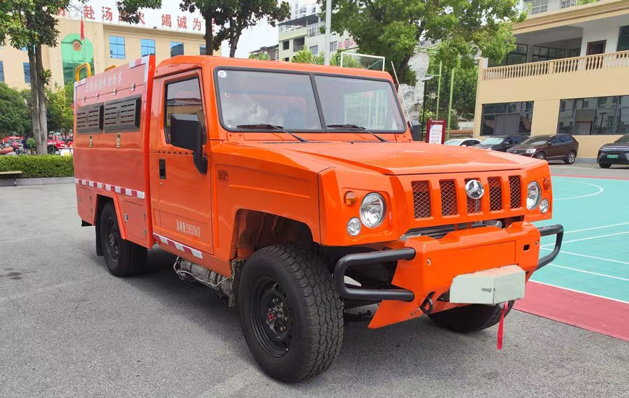 YZZ5040TGP6BW型远程供排水抢险车