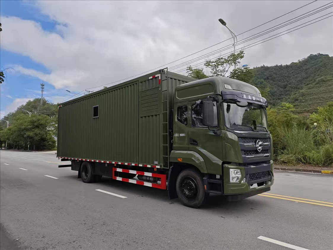 ZZZ5186TSY6DFD型宿营车