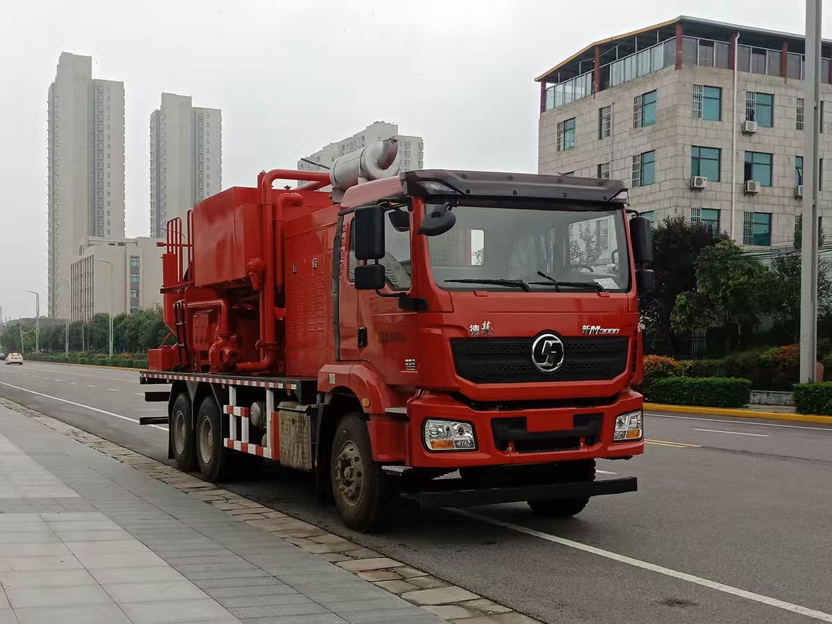 EYK5250TGJ40型固井车