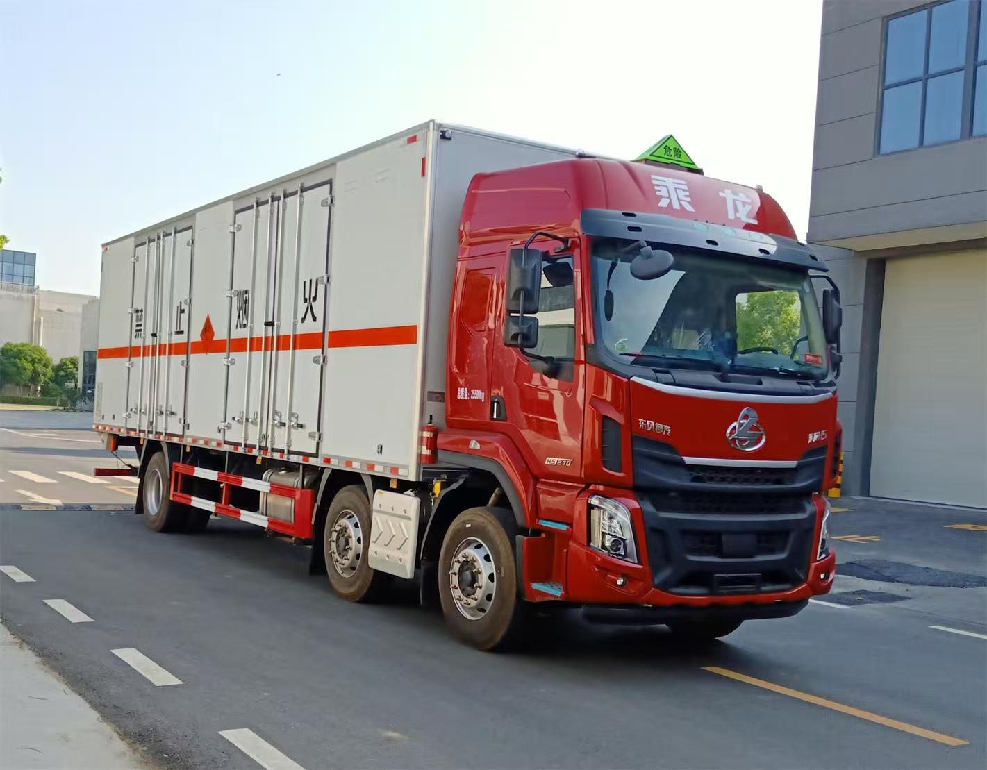 .HEQ5256XQYT型爆破器材运输车