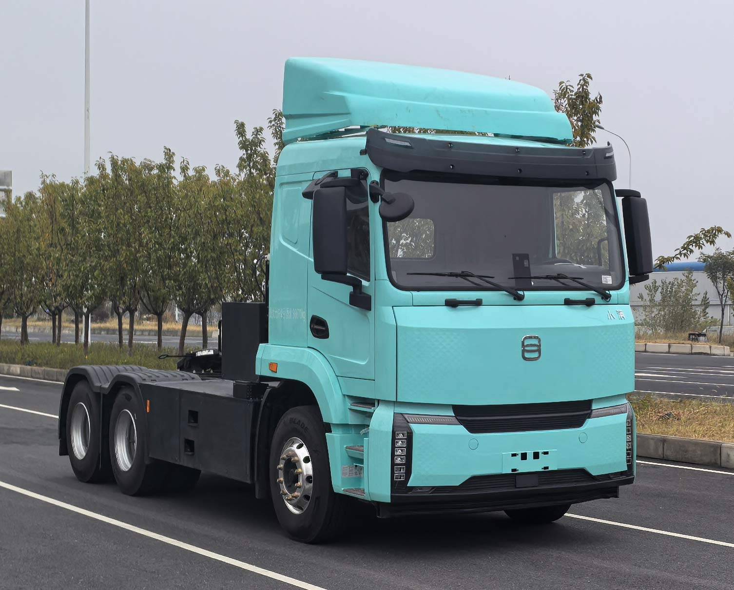 STQ4257L10Y8S5BEV型纯电动牵引汽车