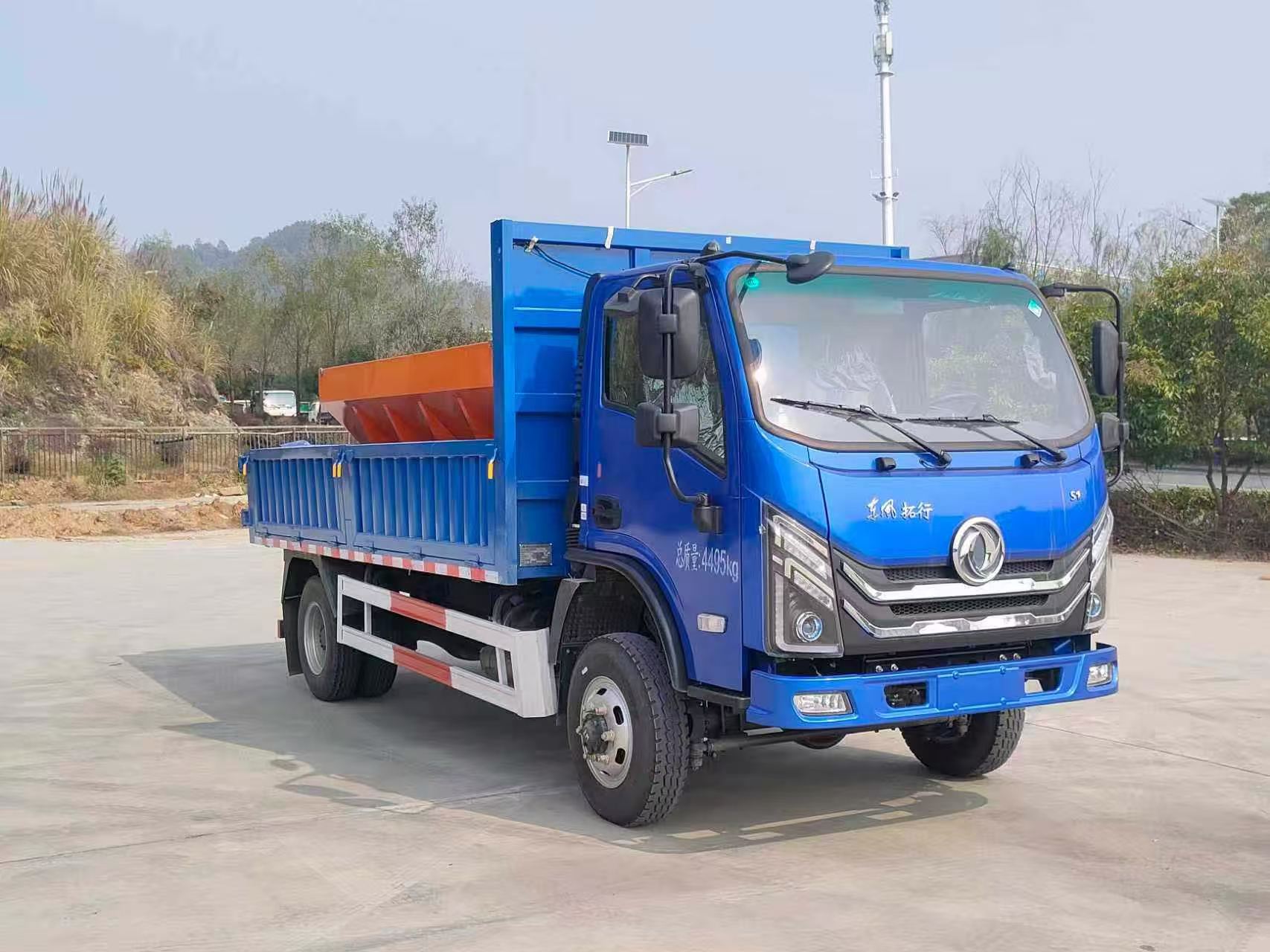 YZZ5042TCXD6型除雪车