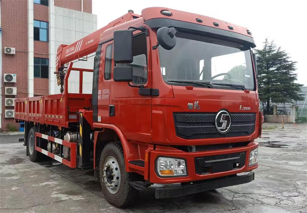 PFT5186JSQD6B型随车起重运输车