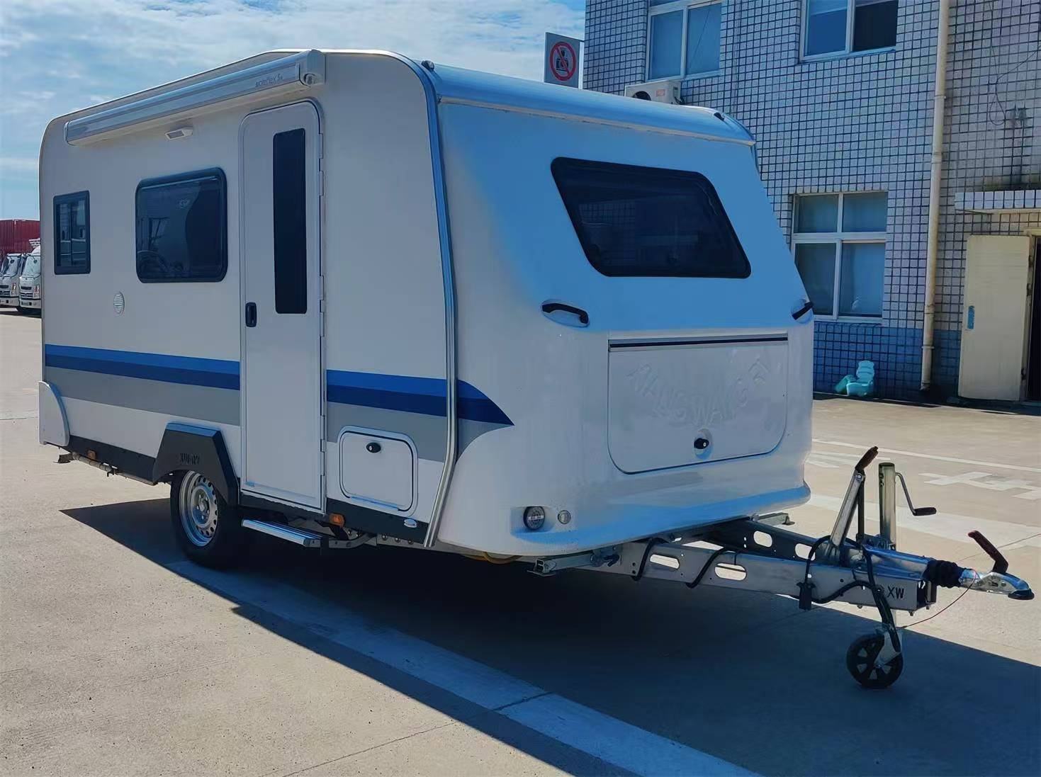 DJP9010XLJ型旅居挂车
