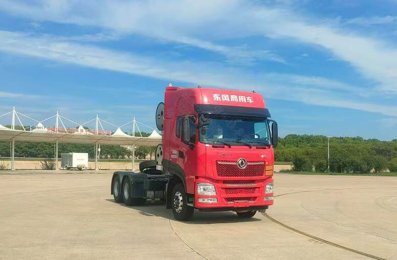 DFH4250D28型危险品牵引汽车