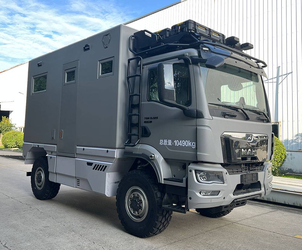 LZX5100XLJM5C型旅居车