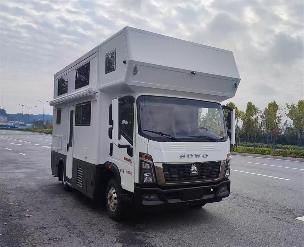 JLE5070XLJZ61型旅居车
