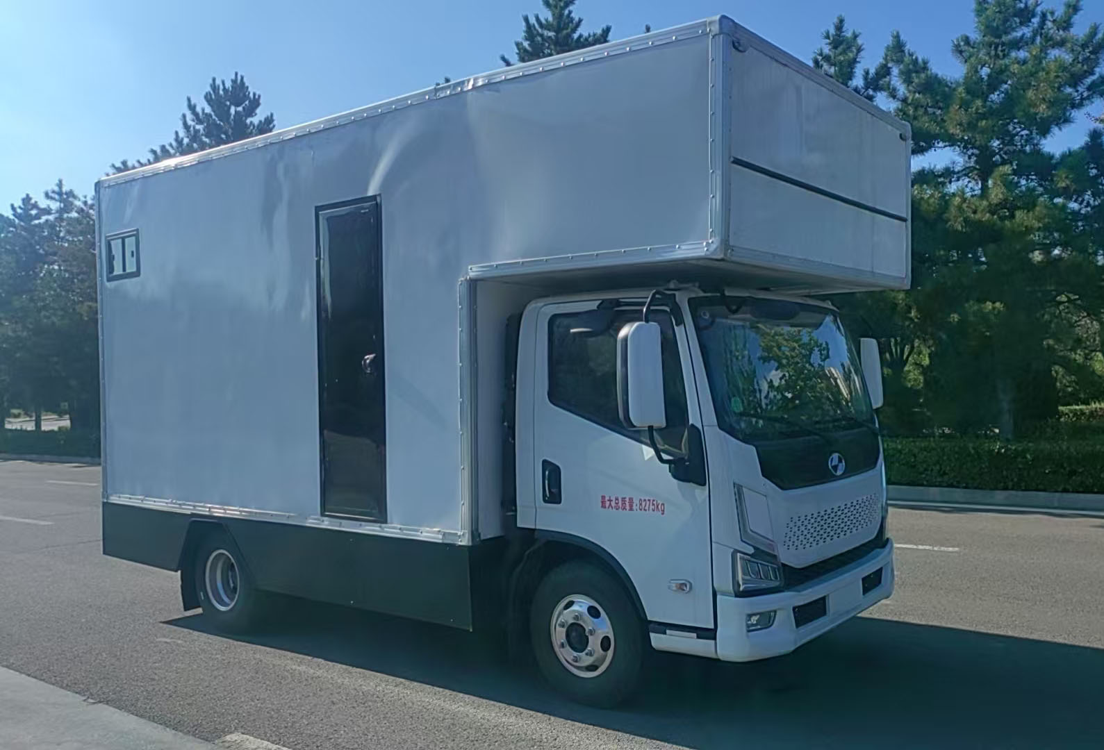WHR5080XLJH500型旅居车