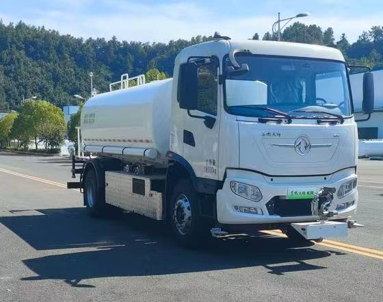 HCS5180GPSSDFBEV型纯电动绿化喷洒车