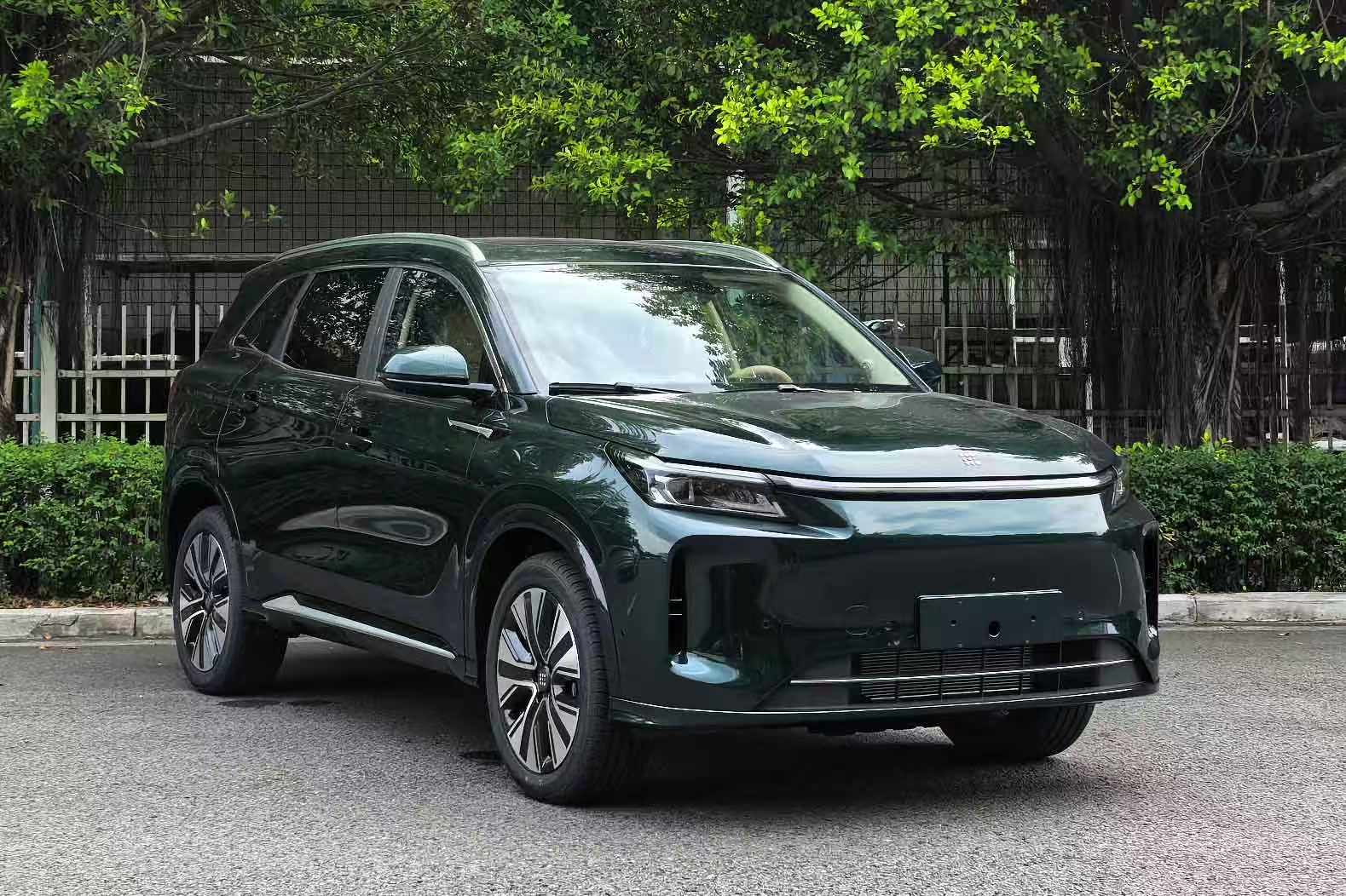DXK6481AS10PHEVH型插电式混合动力多用途乘用车