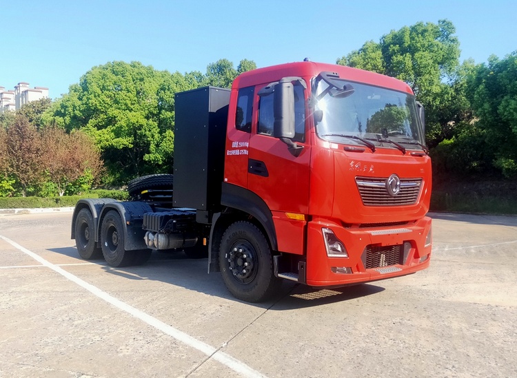 DFV5182XXYGP6N1型厢式运输车
