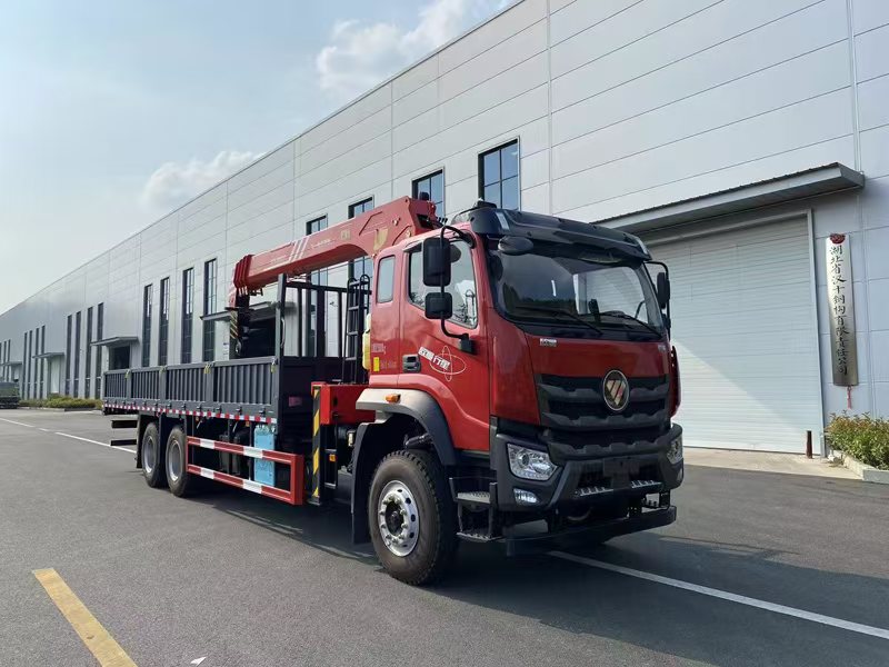 HHH5250JSQBJ6型随车起重运输车