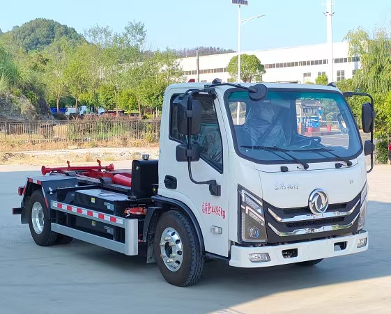 YZZ5040ZXXEQBEV型纯电动车厢可卸式垃圾车
