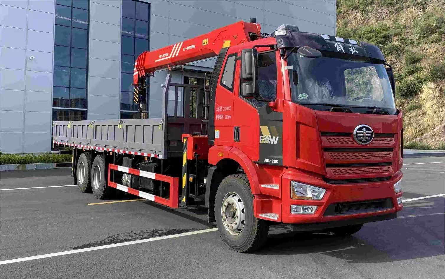HHH5250JSQCA6型随车起重运输车